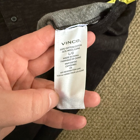 Vince Double Knit Wool Blend 3 Button Henley Shirt Men’s Size Large EUC - Picture 5 of 5